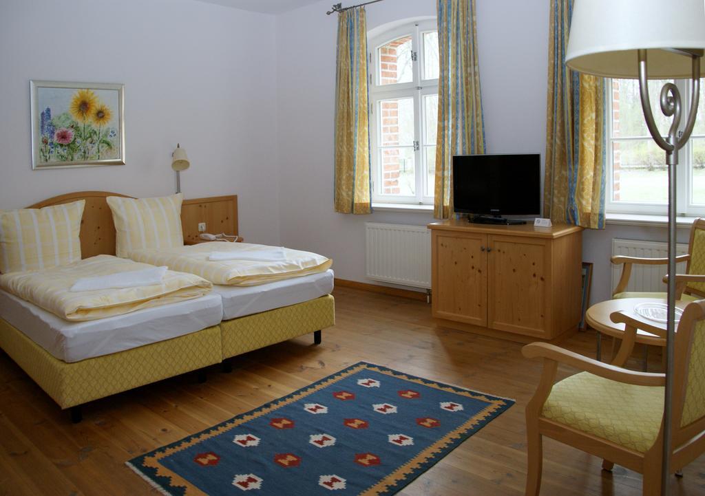 Hotel Am Schloss Wolfshagen Wolfshagen  Eksteriør bilde